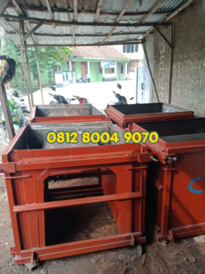 Cetakan Uditch Beton Ukuran 40x50x120 cm