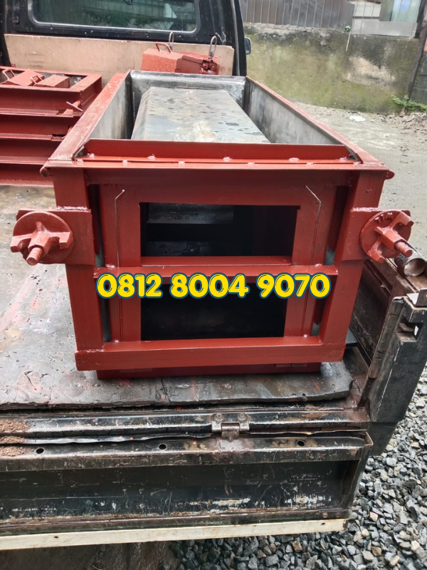Cetakan Uditch Beton Ukuran 80x70x120 cm